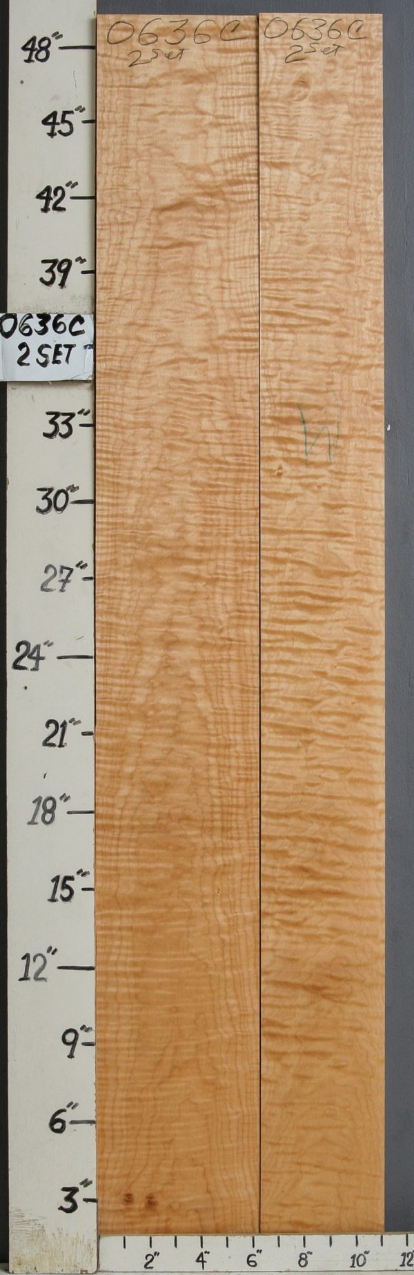 MUSICAL CURLY MAPLE LUMBER 11"1/8 X 49" X 4/4 (NWT-0636C)