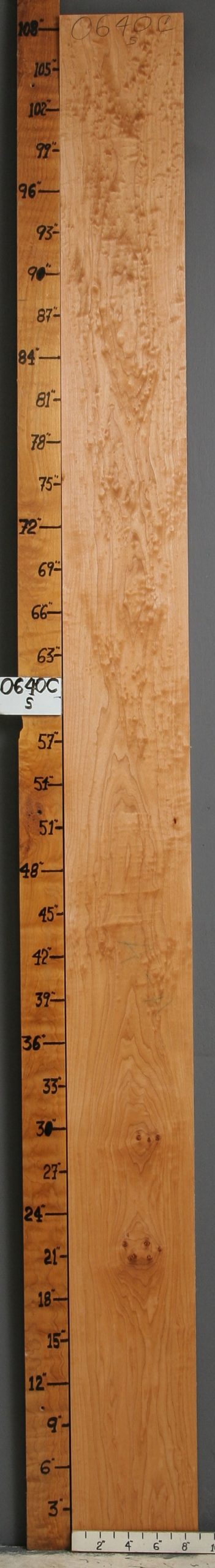 AAAA QUILTED MAPLE LUMBER 8"3/4 X 109" X 4/4 (NWT-0640C)
