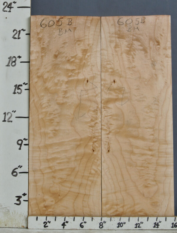 QUILTED MAPLE BLOCK BOOKMATCH 15"1/4 X 23" X 1"1/8 (NWT605B)