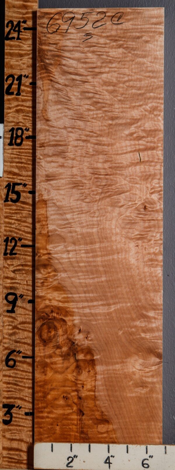 5A Quilted Maple Block 6"3/4 X 25" X 2"3/8 (NWT-6952C)