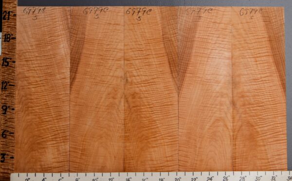 Musical Curly Maple Microlumber 5 Board Set 34"1/4 X 22" X 1/4 (NWT-6979C) - Image 2