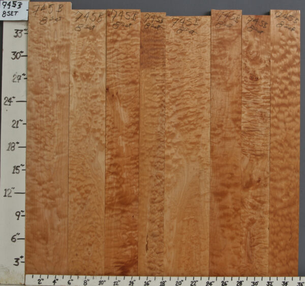 AAAAA QUILTED MAPLE SET OF 8 35"1/2 X 36" X 4/4 (NWT745B)