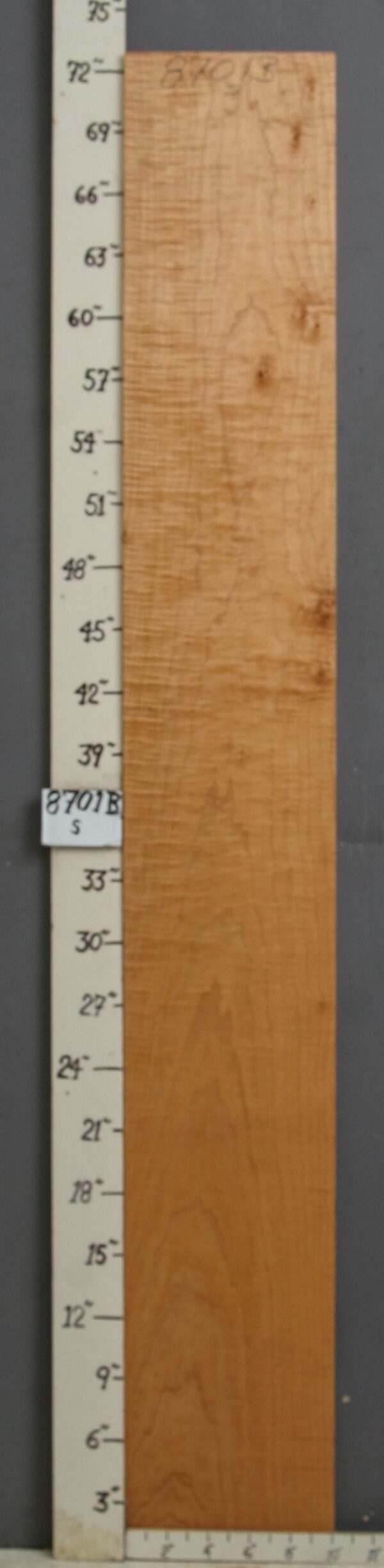 AAAAA CURLY MAPLE LUMBER 10"1/8 X 72" X 4/4 (NWT-8701B)