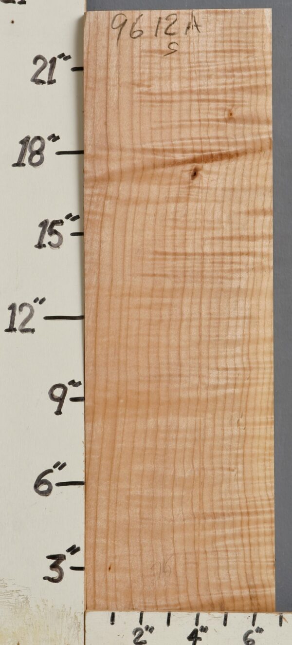 CURLY MAPLE BLOCK 6"3/4 X 23" X 1"3/4 (NWT9612A)