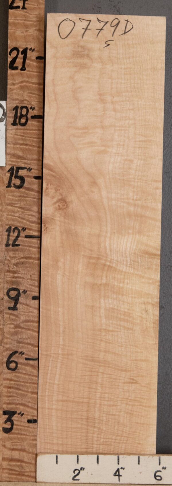 Musical Billet Curly Maple 5"3/4 X 23" X 2"7/8 (NWT-0779D) - Image 2