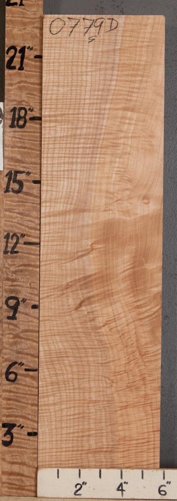 Musical Billet Curly Maple 5"3/4 X 23" X 2"7/8 (NWT-0779D)